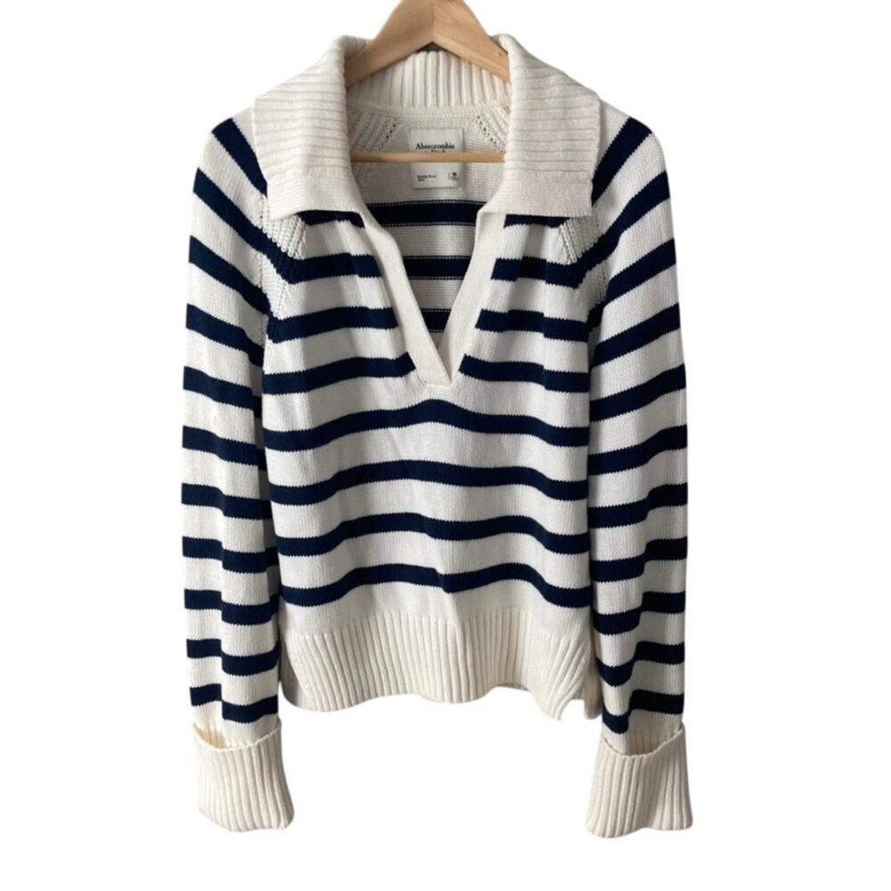 Abercrombie & Fitch Notch Neck Striped Sweater - Navy White - Medium